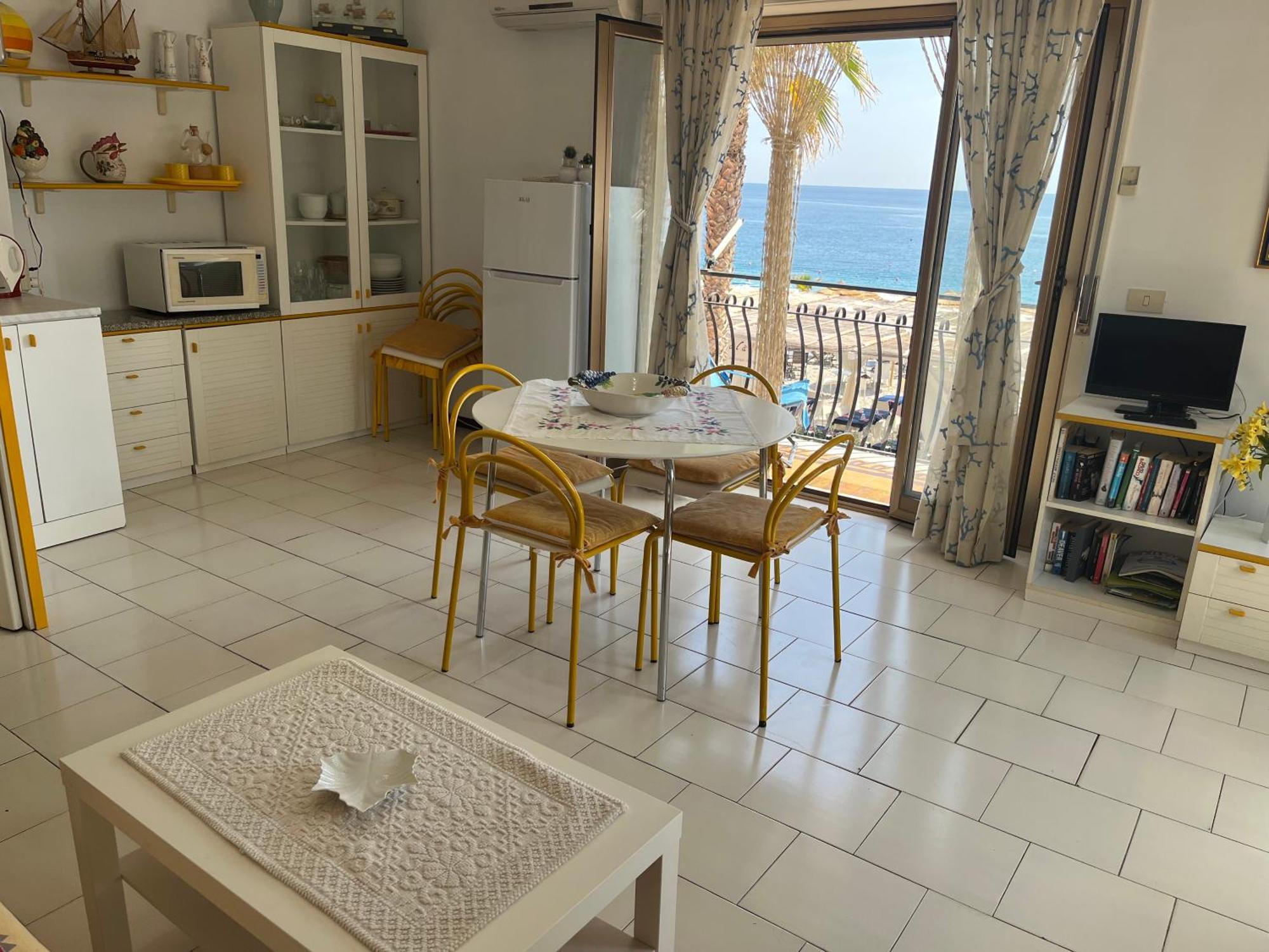 דירות לטויאני Casa Del Sole מראה חיצוני תמונה