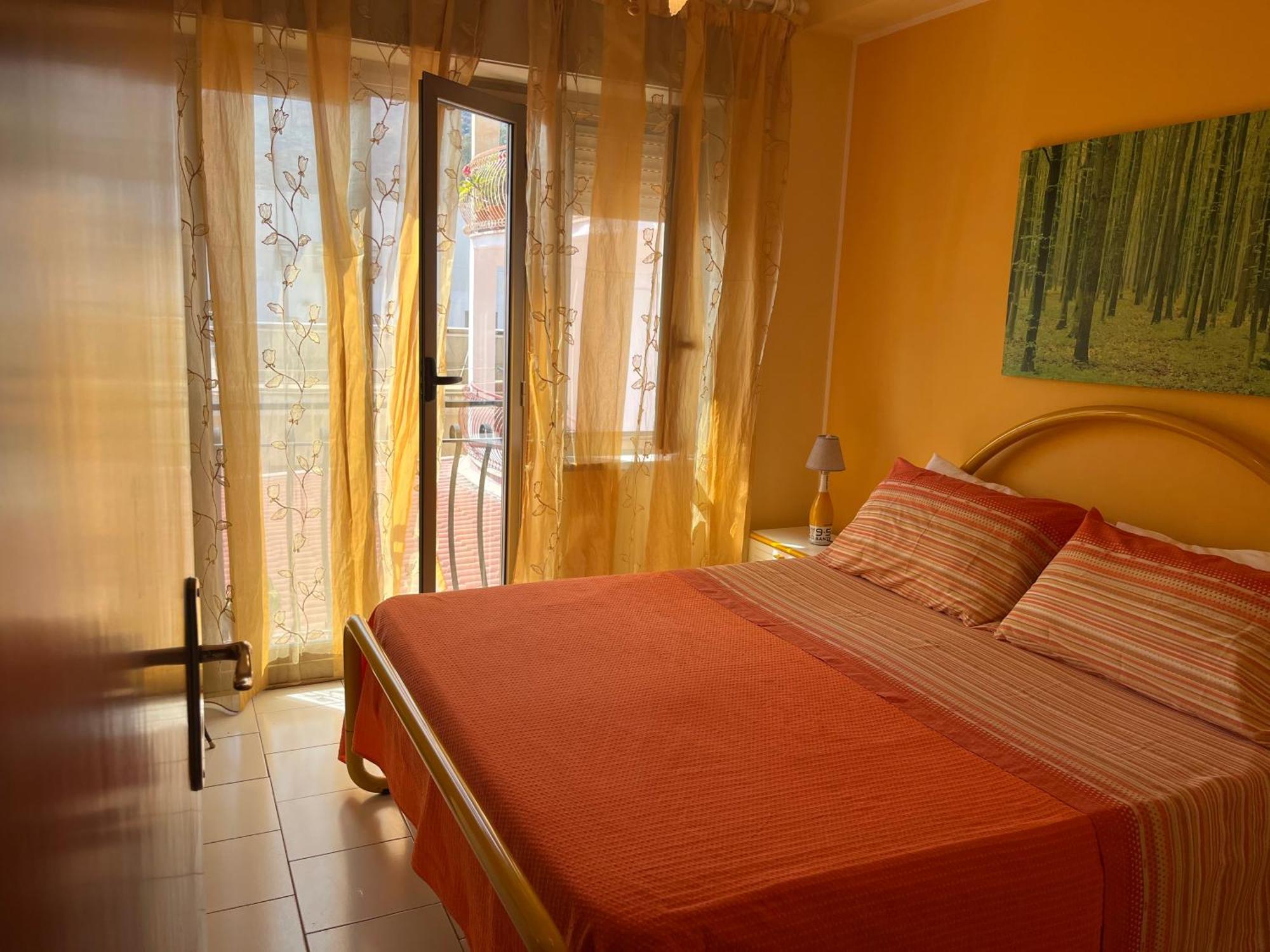 דירות לטויאני Casa Del Sole מראה חיצוני תמונה