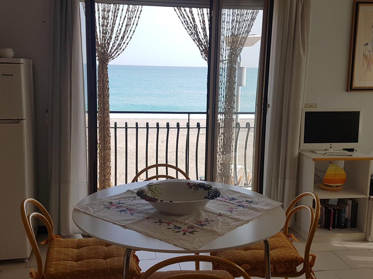 דירות לטויאני Casa Del Sole מראה חיצוני תמונה